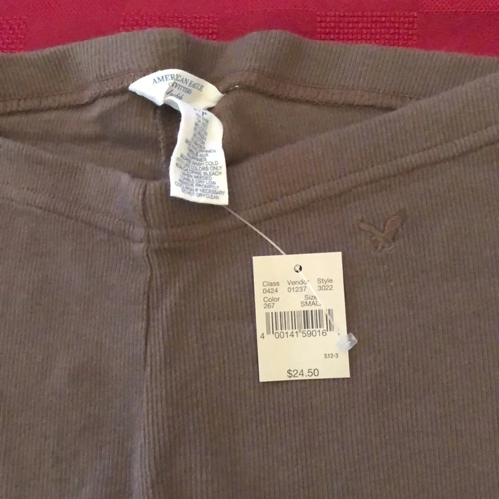 American Eagle Ultra Low Rise Ribbed Leggings in Brown Size Small Women’s